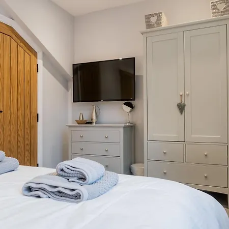 בית נופש Dovedale *